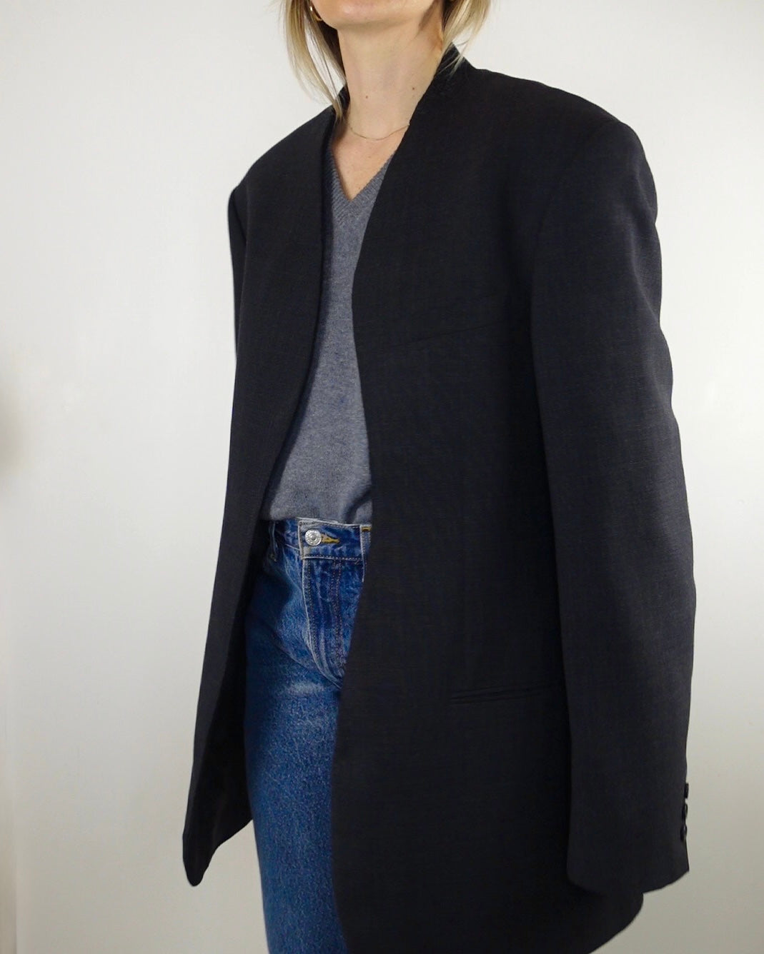 The Minimal Blazer - Charcoal