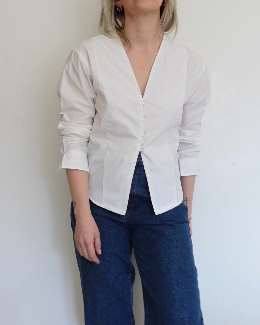 The V Shirt - White