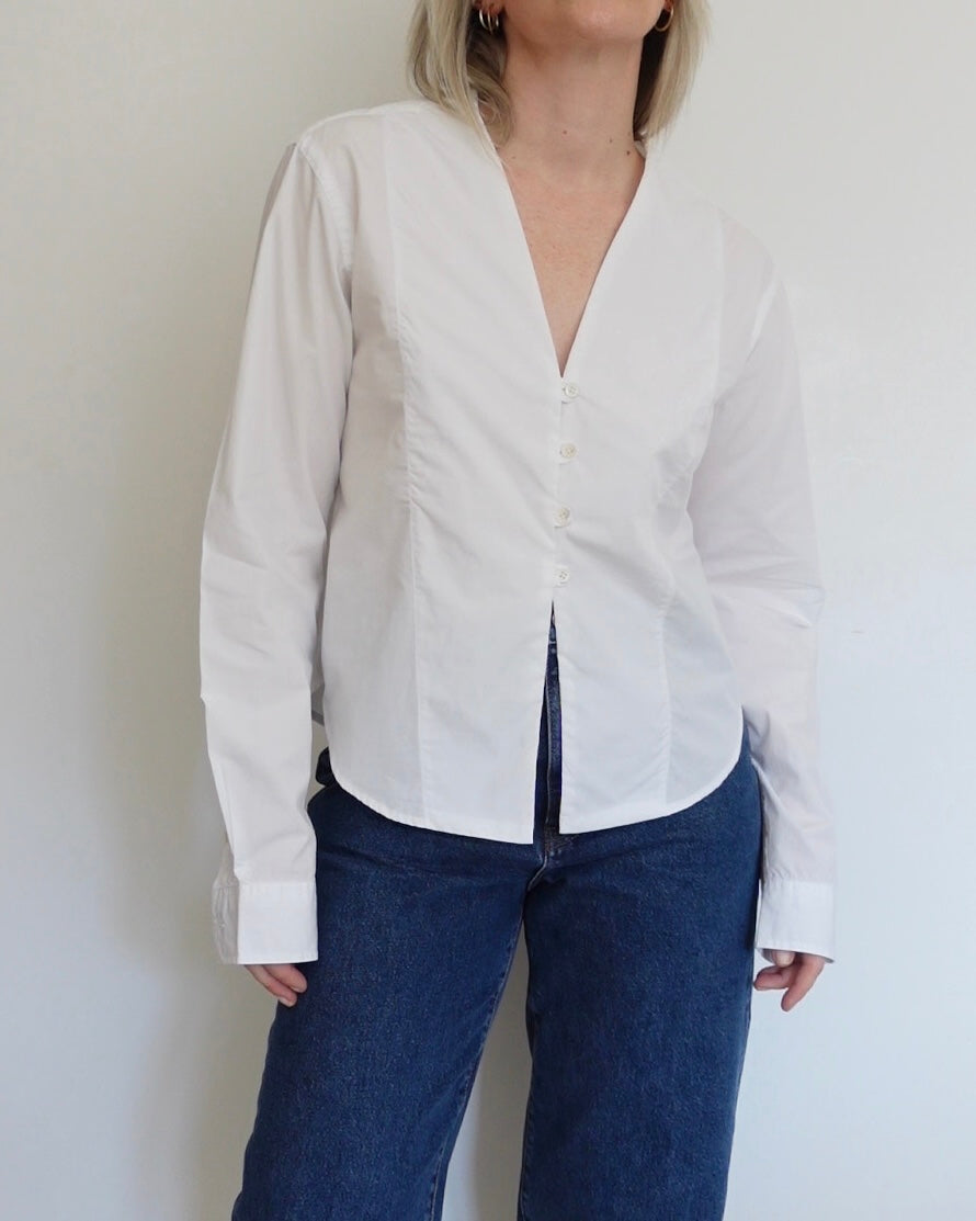 The V Shirt - White