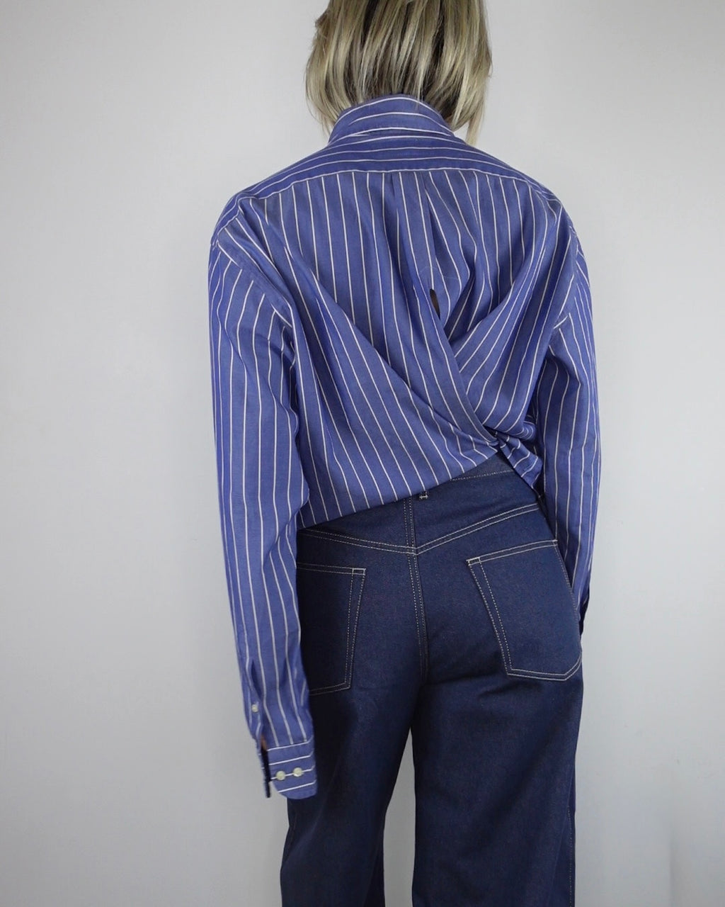 The Weekday - Blue Chambray Stripe