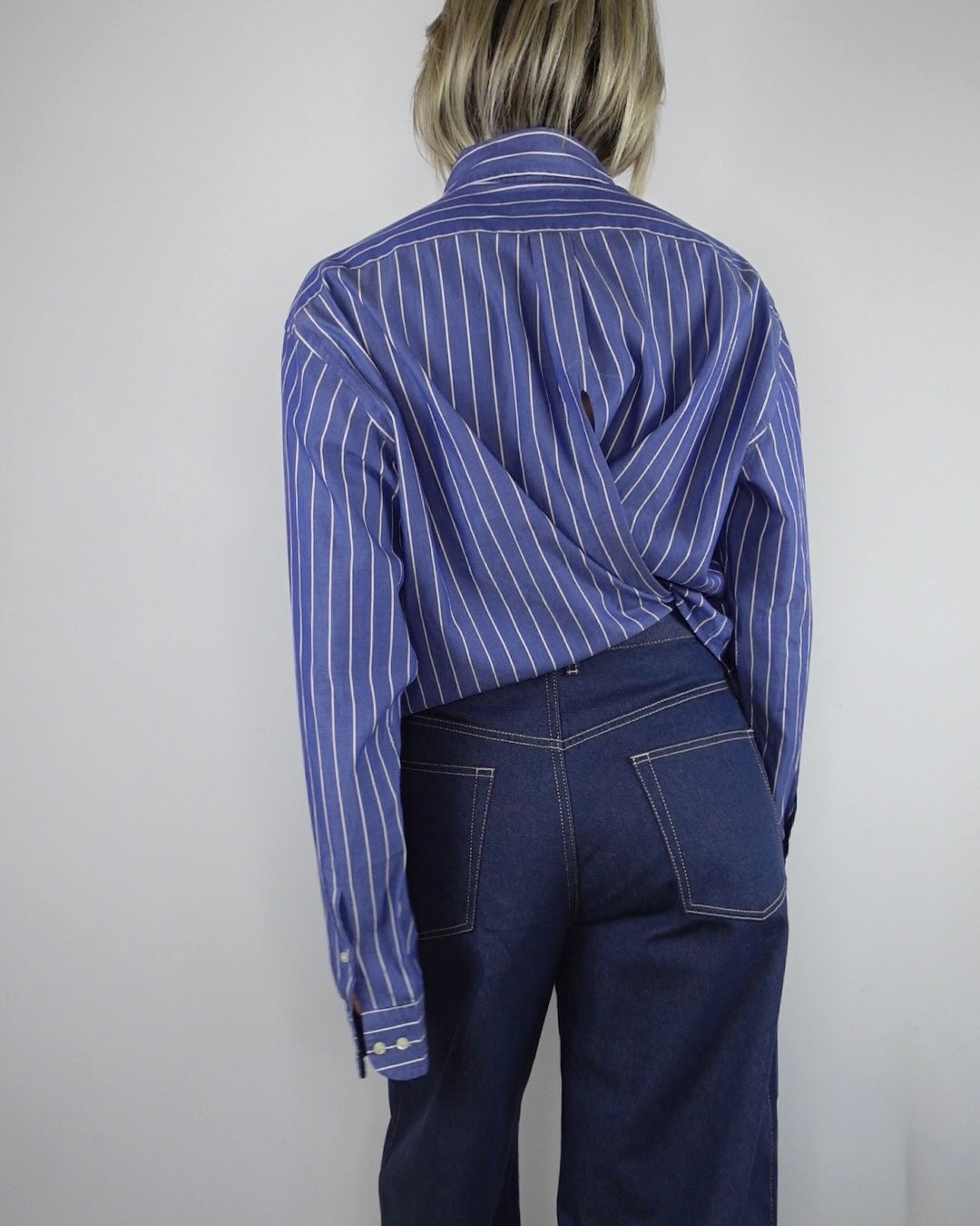 The Weekday - Blue Chambray Stripe