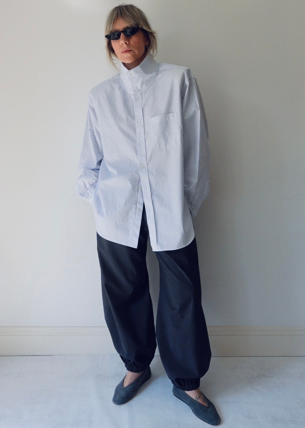 The Frame - Blue Pinstripe