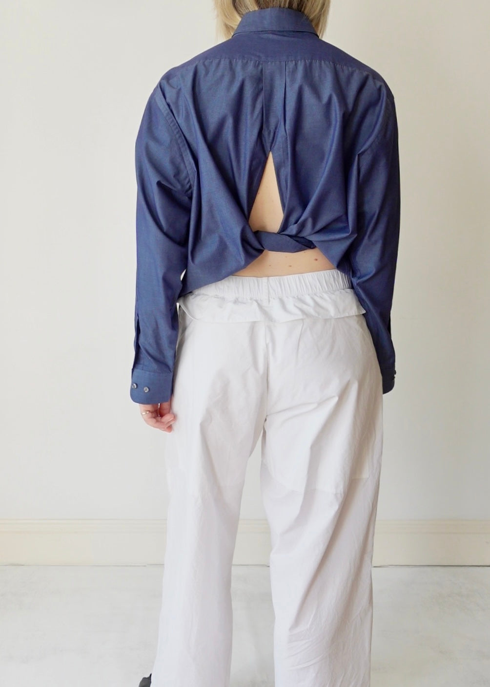The Signature - Steel Blue