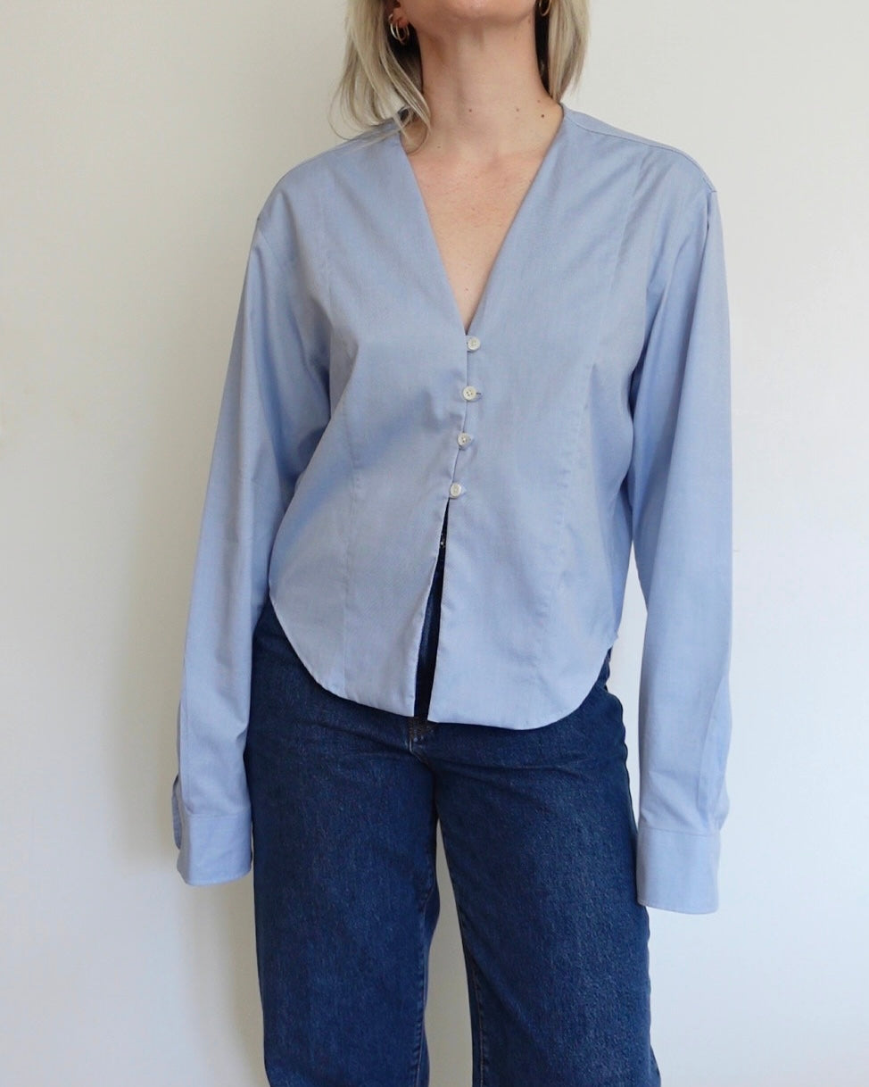 The V Shirt - Pale Blue