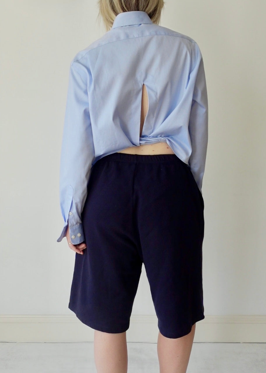 The Signature - Pale Blue