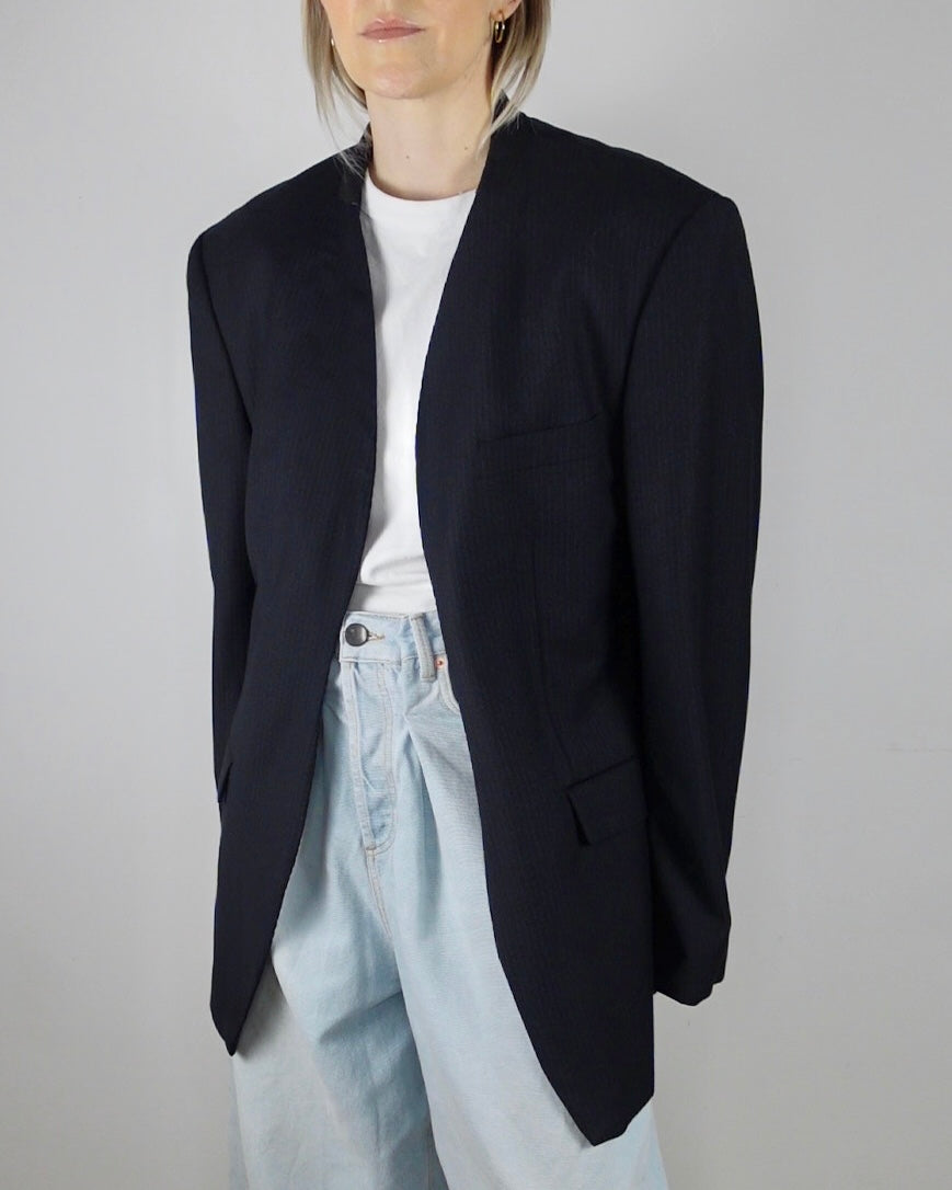The Minimal Blazer - Black Pinstripe