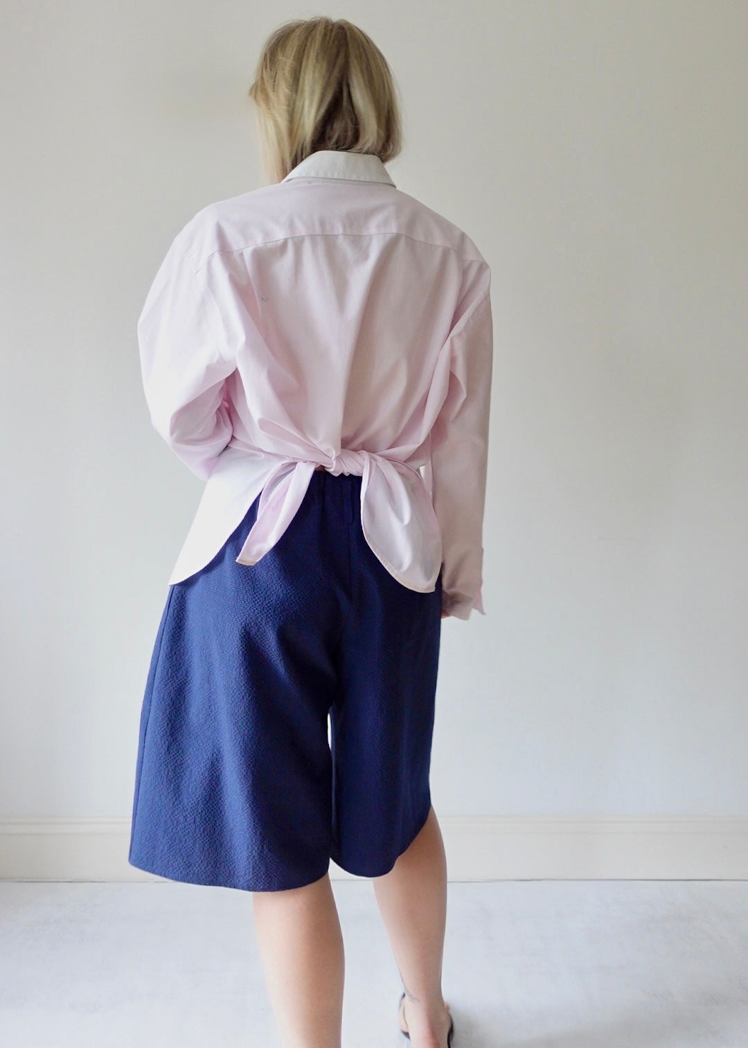 The Form - Pink Contrast Collar